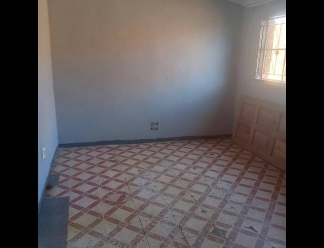 2 BEDROOM PROPERTY TO RENT IN MAPETLA
